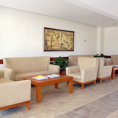 Hotel Queen By Important Group Travel 4*