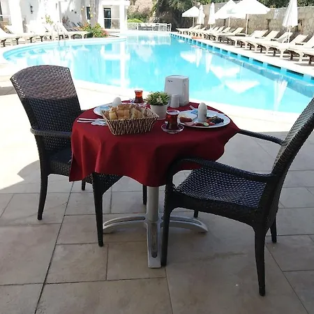 Queen By Important Group Travel Hotel apartamentowy