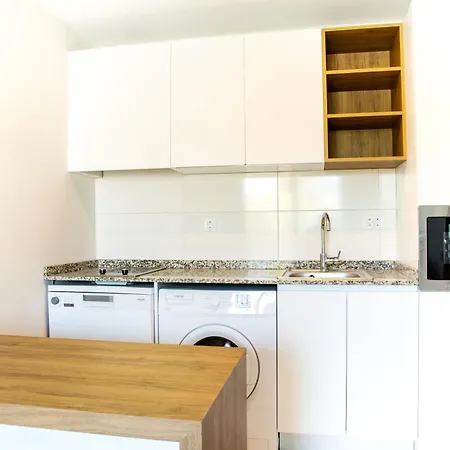 Hotel apartamentowy Queen By Important Group Travel 3*