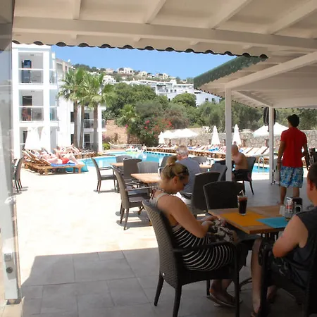 Hotel apartamentowy Queen By Important Group Travel Bodrum